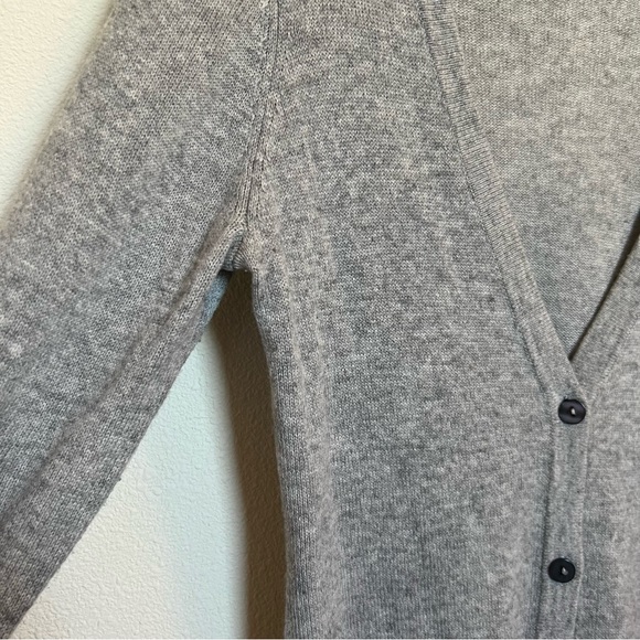 Cashmere Addiction Grey 100% Cashmere Button Up Cardigan - Size M (EUC) - Picture 5 of 9